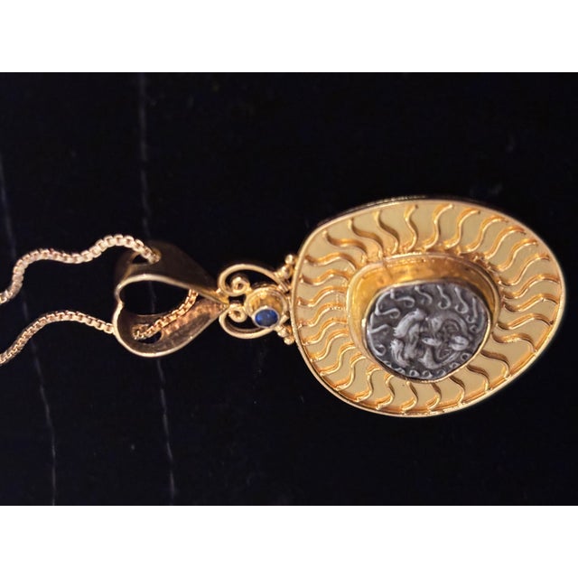 Gorgoneion Pendant W/ Serpents in 22k Gold For Sale In Atlanta - Image 6 of 9