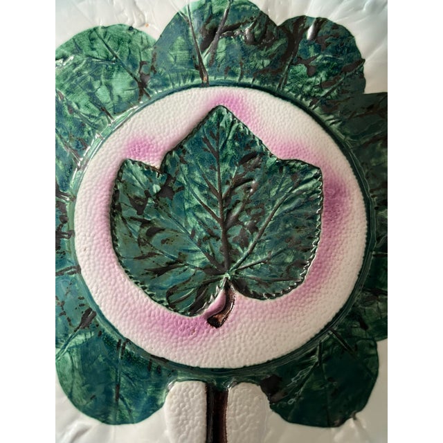 Mid 20th Century Vintage Italian Majolica Hand-Painted Grape Leaf Plate For Sale - Image 5 of 9