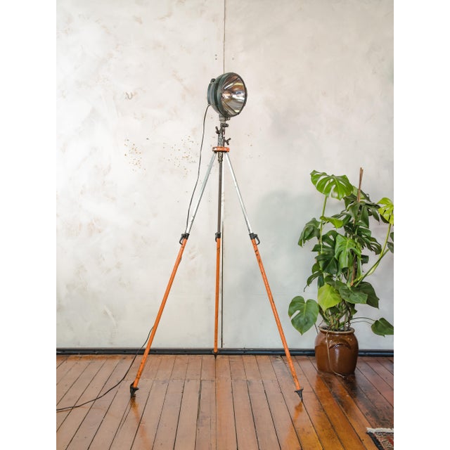 20th Century Military Field Spotlight Floor Lamp from Bosch Eisemann, Germany, 1960s For Sale - Image 10 of 18