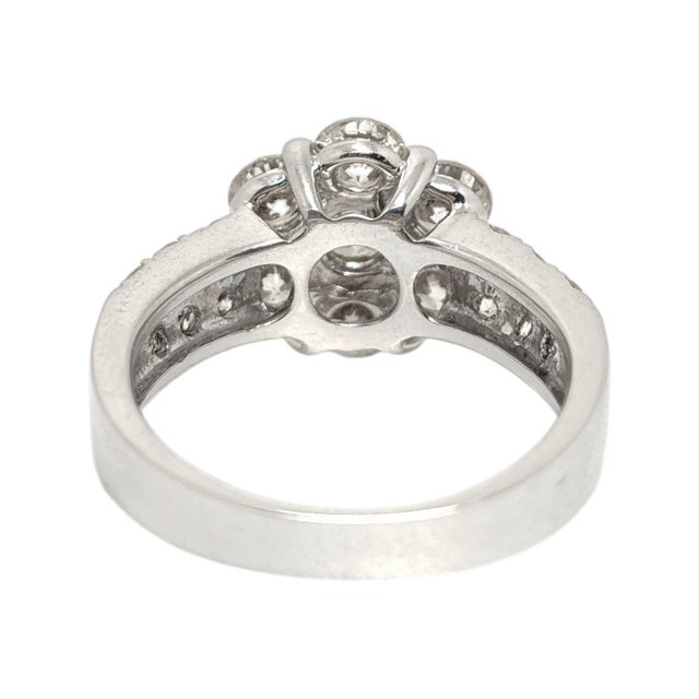 Late 20th Century Vintage 18k White Gold Diamond Floret Ring, Size 5.5 For Sale - Image 5 of 11