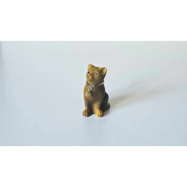 Chestnut Early Fabergé Tiger's Eye Cat With Diamond Gold Collar & Sapphire Eyes, c.1880 For Sale - Image 8 of 16