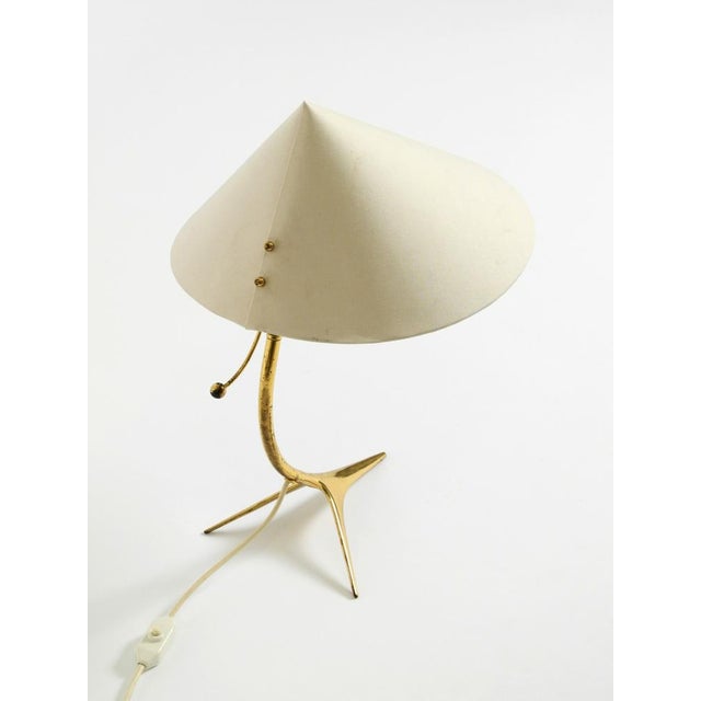 Large Mid-Century Modern Brass Crows Foot Table Lamp from Kalmar, 1950s For Sale - Image 9 of 18