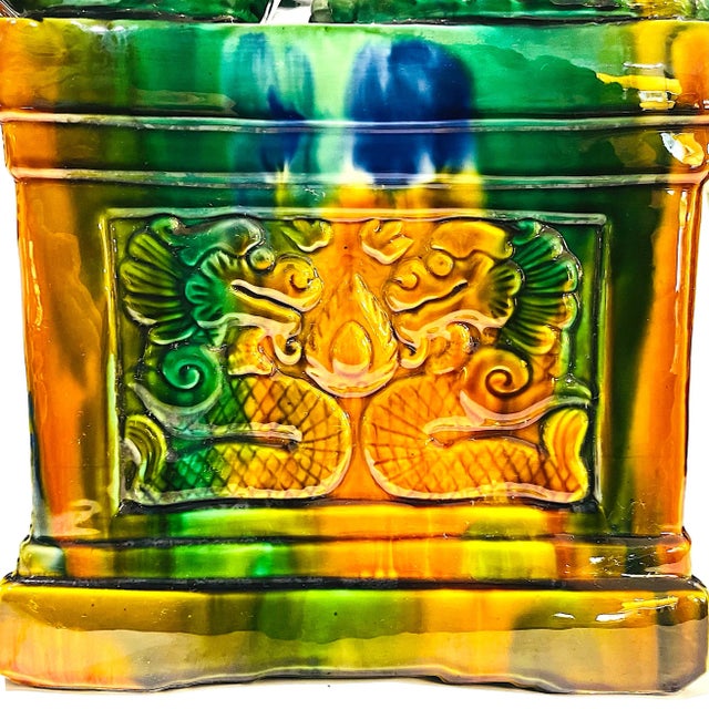 Green Mid 20th Century Chinese Famille Verte Ceramic Foo Lion/Dog - Large For Sale - Image 8 of 9