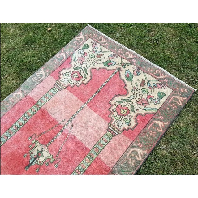 Textile 1970s Vintage Handwoven Low Pile Turkish Ushak Rug 3'5'' X 5'4'' For Sale - Image 7 of 9