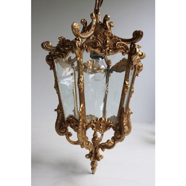 French Louis XV Style Brass and Etched Starburst Glass Lantern, 1950s For Sale - Image 12 of 14