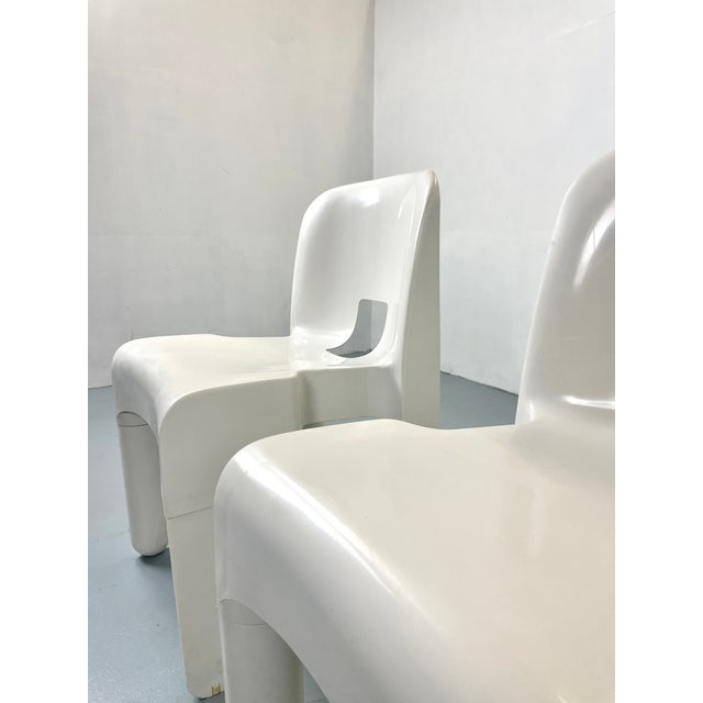 Kartell Italian Postmodern Universale Chairs by Joe Colombo for Kartell, 1960s, Set of 2 For Sale - Image 4 of 6