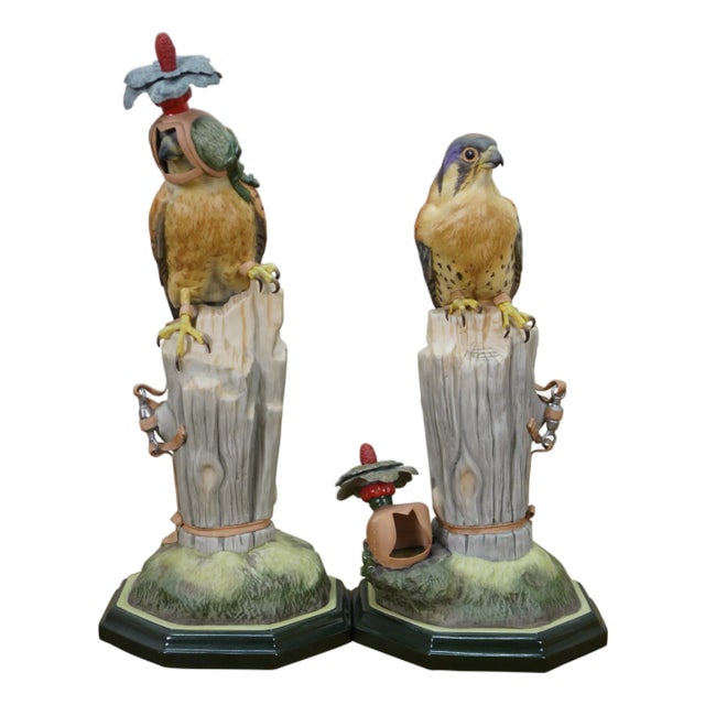 1968 Boehm Kestrel 492w Porcelain Bird Figurines Sculptures Pair 16" For Sale