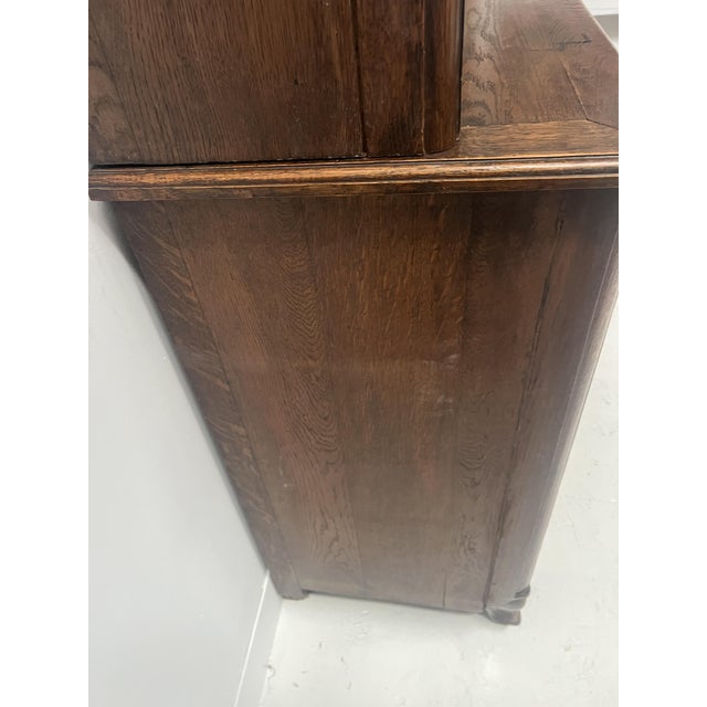 Brown Louis XV Style 2-Part Wall-Mounted Bookcase in Oak, 20th Century For Sale - Image 8 of 16