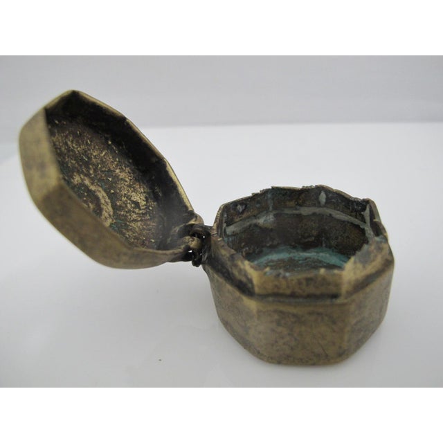 Brass Small Antique Mughal Indian Brass Brass Octagonal Betel Nut Box For Sale - Image 8 of 9