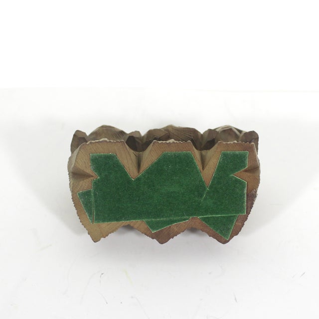 Mid 20th Century Vintage Carved Wood Three Wise Monkeys, Figurine, See No Evil Speak No Evil Hear No Evil Small Monkey Figures Monkies For Sale - Image 5 of 7