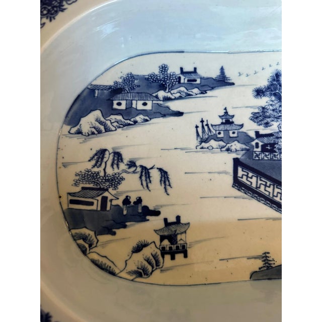 Antique Blue and White Chinoiserie Warming Dish With Pagoda Scenes For Sale In New York - Image 6 of 11