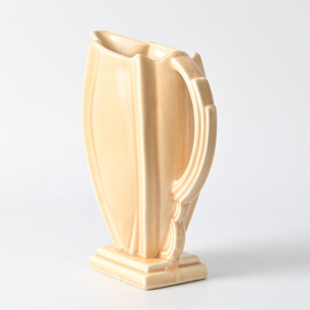 English Art Deco Earthenware Jug from Delcroft, 1930s For Sale - Image 4 of 10