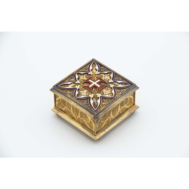 Silver Box in Gold Filigree Mesh For Sale - Image 4 of 4