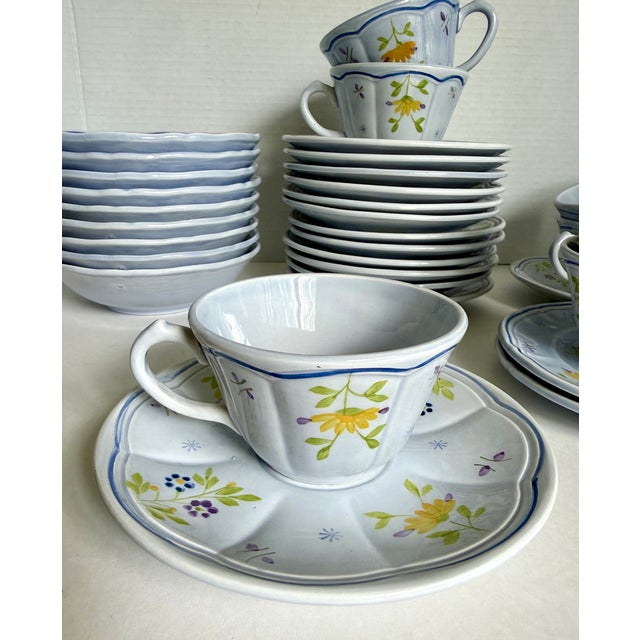1970 Longchamp Printemps French Faience Dinnerware Service - 82 Pieces For Sale - Image 17 of 18