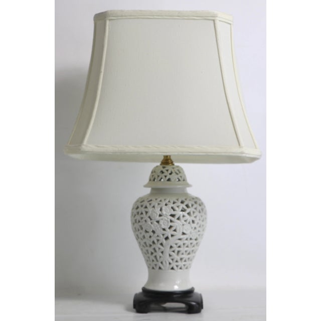 Ginger Jar Form Blanc De Chine Boudoir Table Lamp For Sale In New York - Image 6 of 8