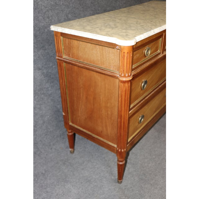 Wood French Faded Mahogany Louis XVI Style Brass Trimmed Marble Top Commode c.1950 For Sale - Image 7 of 9