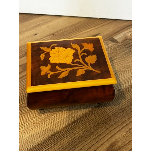 Italian Reuge Wooden Music Box Inlaid Floral and Leaves For Sale - Image 3 of 5