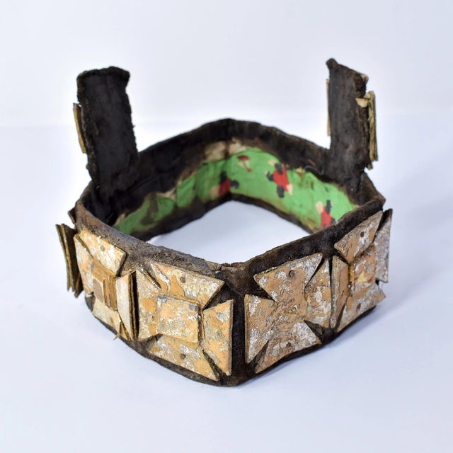 African Early 20th Century Old Asante Golden Royal Hat Ghana For Sale - Image 3 of 9