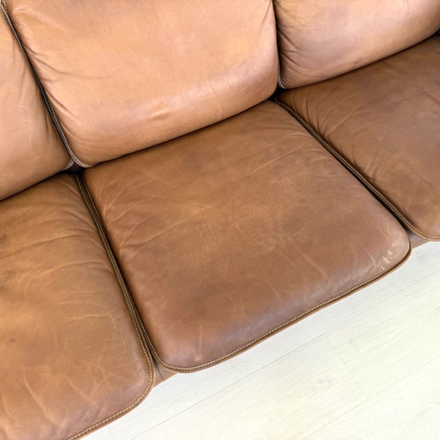 De Sede Ds61 Leather Three-Seat Sofa, 1960s For Sale - Image 17 of 18