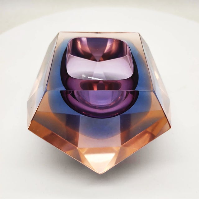 Multifaceted Ashtray or Catch-All in Murano Glass attributed to Flavio Poli for Seguso, Italy, 1960s For Sale - Image 6 of 9