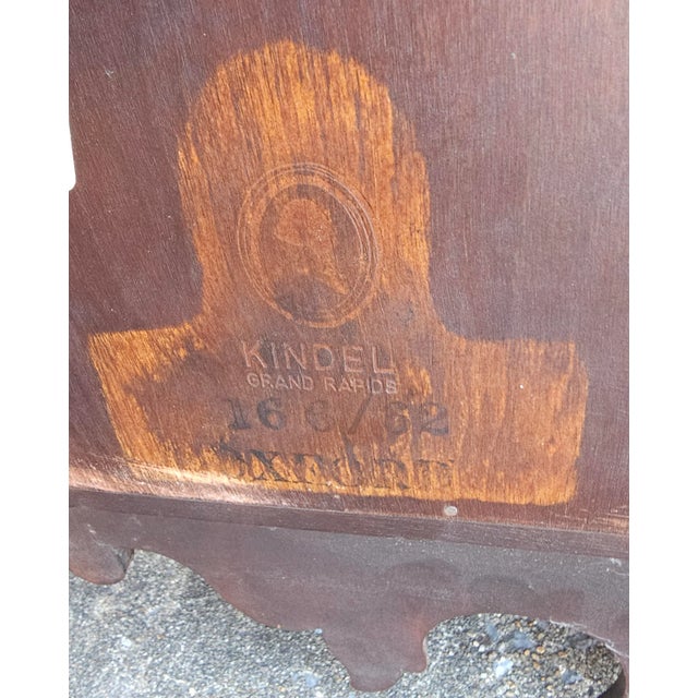 Kindel Federal Style Eagle and Parcel Gilt Decorated Mahogany Frame Mirror For Sale - Image 9 of 9