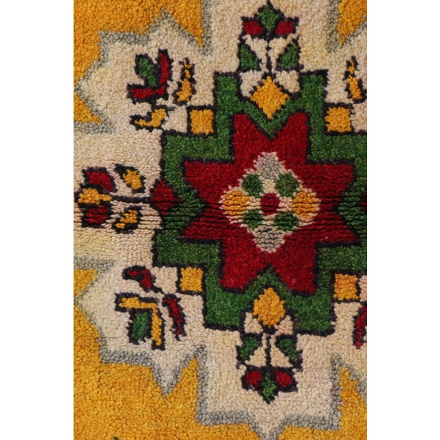 Taznakht rugs also called Ait Ouaouzguite rugs, come from the region between Ouarzazate and Taznakht in the high atlas,...