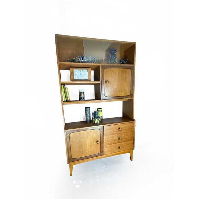 Vintage Stateroom Teak Room Divider and Display Cabinet from Stonehill, 1960s For Sale - Image 4 of 17