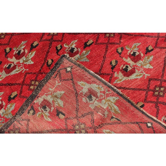 Mid 20th Century Vintage Turkish Konya Rug in Regal Red and Black Latticework Pattern For Sale In Atlanta - Image 6 of 7