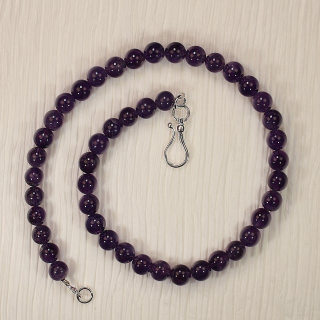 2020s Ajd 23 Inch Amazing Amethyst Glowing Necklace February Birthstone For Sale - Image 5 of 6