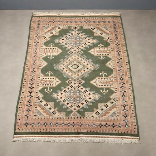 Indian Tappeto Kashmir Rug in Wool For Sale - Image 3 of 9