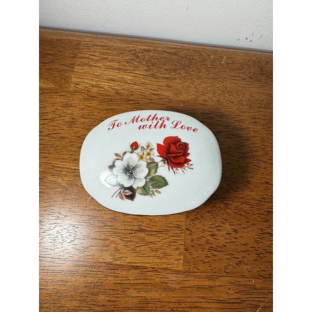 Vintage Omc Japan Porcelain Trinket Box “To Mother With Love” Floral Gift For Sale In Philadelphia - Image 6 of 8