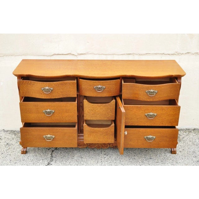 Lexington Victorian Sampler Oak Triple Dresser With Mirror For Sale In Philadelphia - Image 6 of 13