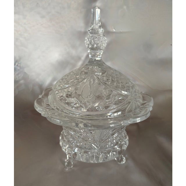 Mid-Century Modern 1950s Cut Crystal Footed Lidded Candy Dish Bowl With Rose and Diamond Pattern For Sale - Image 3 of 7