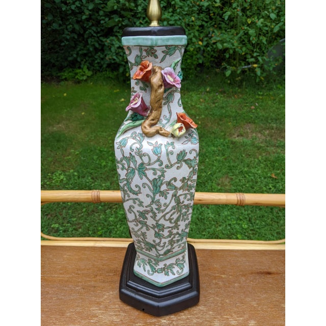 Mid-Century Asian Porcelain Famille Verte Lamp With Figural Relief Flower Vine Handles For Sale - Image 6 of 12