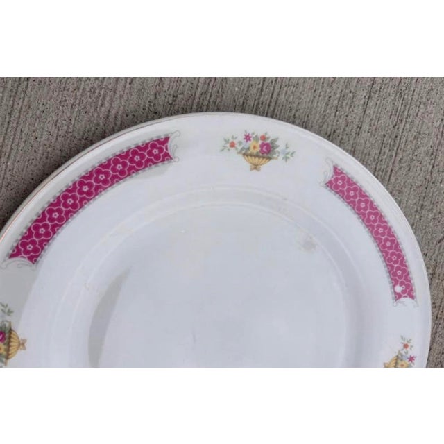 Curated English & European Vintage Plate Wall Collection – 9-Piece Eclectic Cottage & Grandmillennial Display For Sale In Louisville - Image 6 of 8