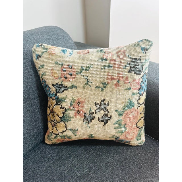 2020s Vintage Turkish Isparta Rug Pillow Cover 16x16 – Floral Wool Cushion For Sale - Image 5 of 11