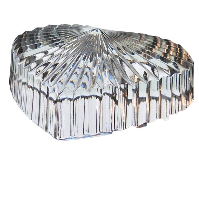 Late 20th Century Waterford Crystal Heart Paperweight - Radiating Ribbed Design - Classic Décor For Sale - Image 5 of 7