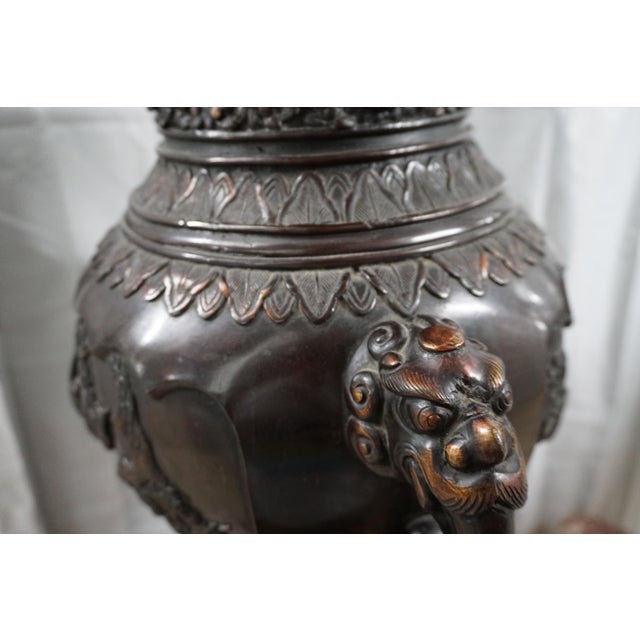 Monumental Japanese Patinated Bronze Crane Floor Vase With Shishi Lion Handles | Meiji Style For Sale - Image 9 of 12