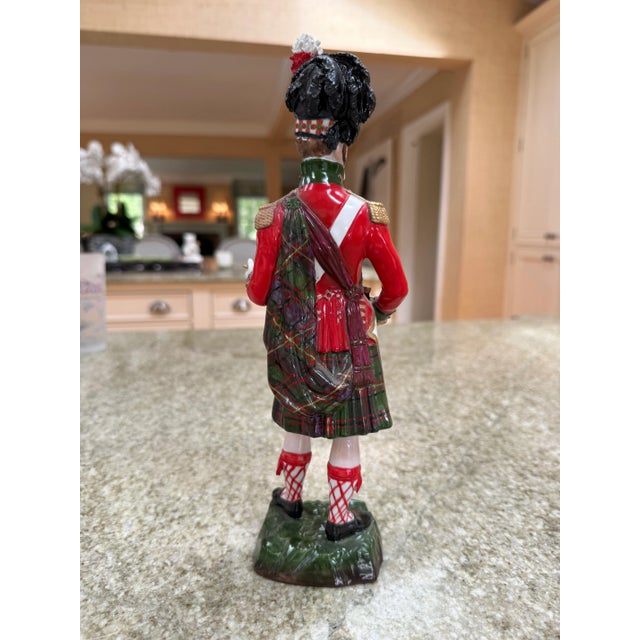 Sitzendorf German Porcelain 79th Cameron Highlanders Circa 1814 For Sale - Image 4 of 6