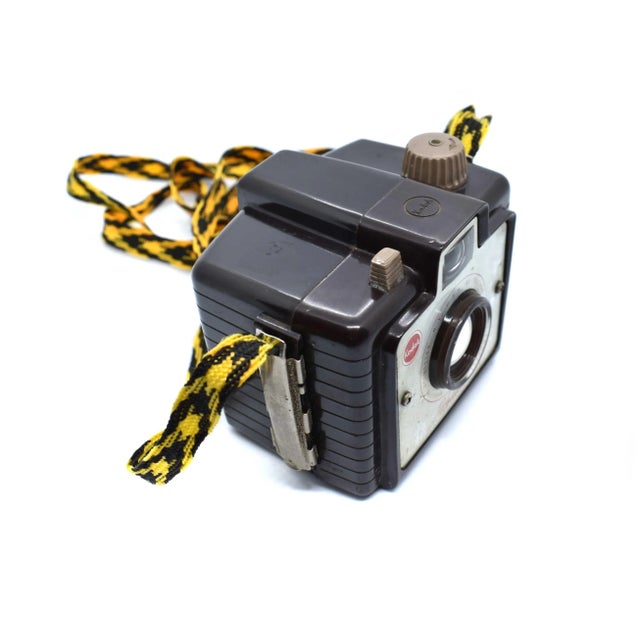 Eastman Kodak Mid 20th Century Kodak Brownie Holiday Camera Usa For Sale - Image 4 of 5