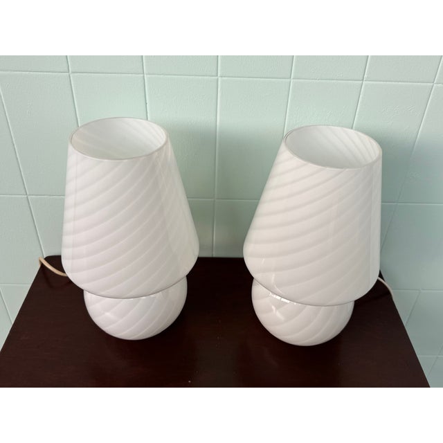 1970s Vintage Italian Lamps with Murano Glass Lampshades, 1970s, Set of 2 For Sale - Image 5 of 13