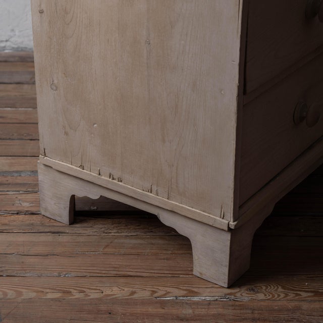 English Pine Linen Press, 19th Century For Sale - Image 16 of 18