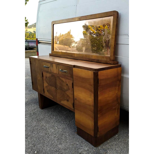 Art Deco Italian Credenza in Walnut with Mirrors For Sale - Image 12 of 18