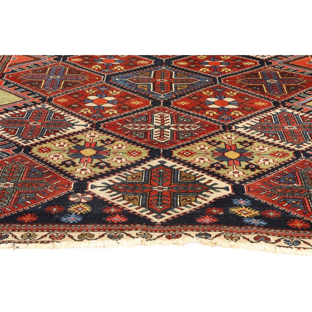 Late 19th Century Persian Bakhtiari Rug, 04'06 X 06'03 For Sale - Image 4 of 10