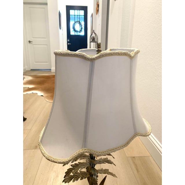 Hollywood Regency Hollywood Regency Table Lamp With Scalloped Fabric Shade For Sale - Image 3 of 4