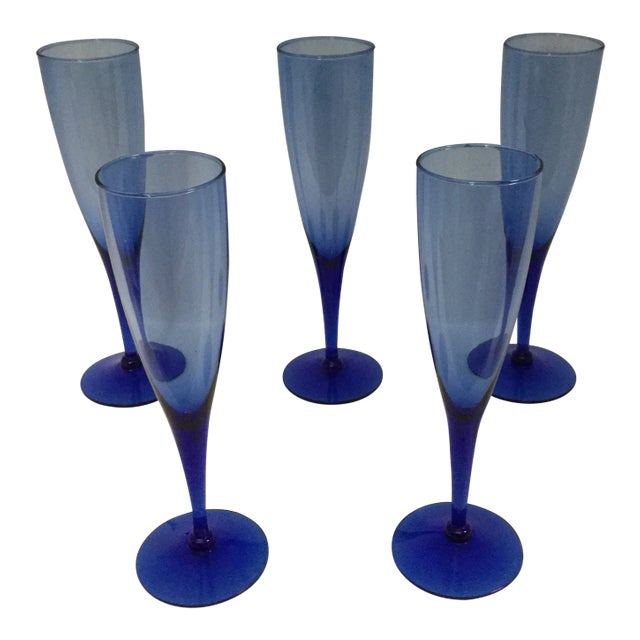 Vintage Cobalt Blue and Sky-Blue Bowls Glasses - Set of 5 For Sale