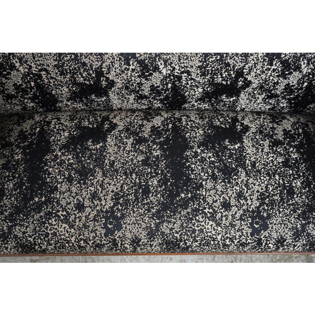 French Louis XV Style Upholstered Bench Settee For Sale - Image 12 of 18