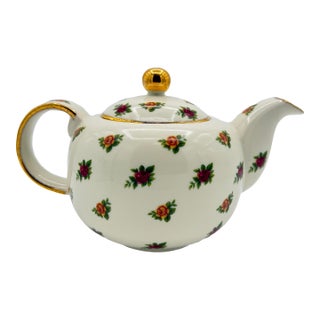 Royal Albert “Old Country Roses” Classic II Teapot, 1998 For Sale