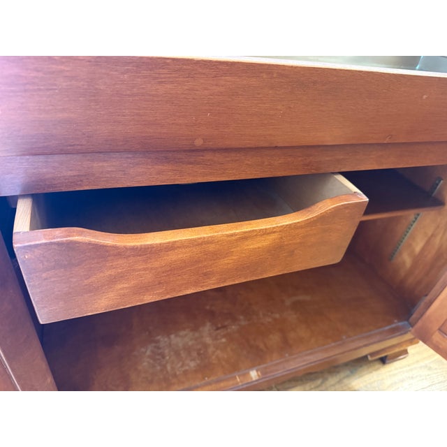 Farmhouse Mid 20th Century Rare Cushman Colonial Creations Maple Dry Sink For Sale - Image 3 of 8