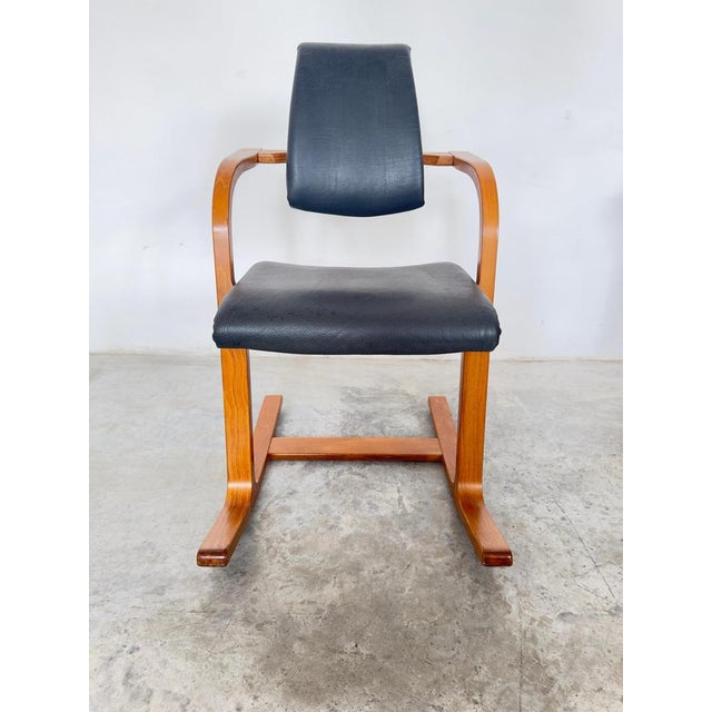 Original in good condition Vintage Stokke Actulum ergonomic chair by Peter Opsvik, Norway. Upgrade your workspace or...